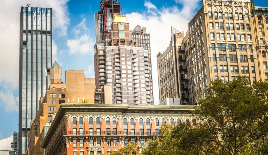 Prime Shopping Center Space for Lease: Ideal Location