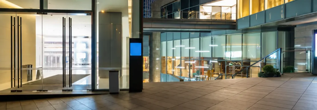 shopping center space for lease