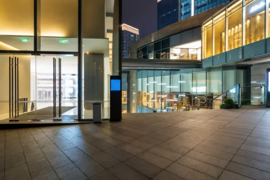 shopping center space for lease
